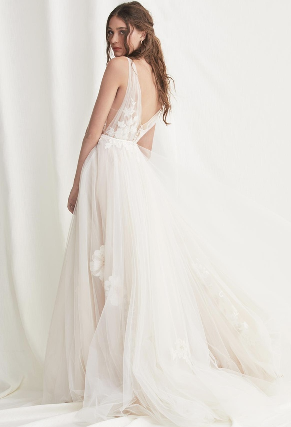 willowby by watters Lainie wedding dress at Cicily Bridal